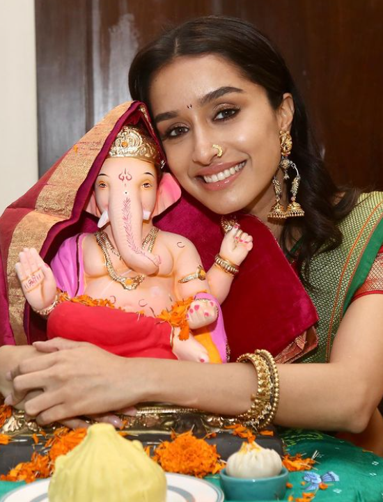 padmini kolhapure shraddha kapoor mother