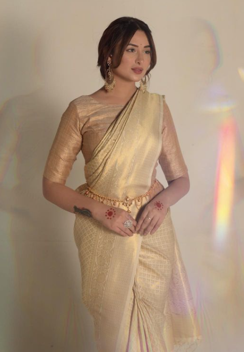 mahira sharma husband