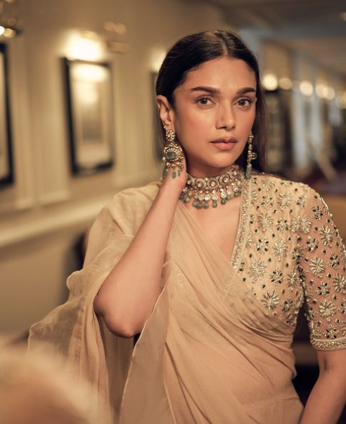 aditi rao hydari biography in hindi husband, ege, photo, now, first, song, movie, boyfriend, child, married, stats, movies, movies,	
husband,	age,	religion,	boyfriend, relationships, old pictures, first husband,	husband name,	 and satyadeep mishra marriage, and siddharth age, age real,	anarkali suit, and siddharth marriage,	ambani wedding, net worth,	bf,	boyfriend name, background, bio, biography in hindi,	brand ambassador, best movies,	bibbojaan, bharatanatyam, biography of,	
boyfriend of,	 best movies of, bibbojaan,	
background of,	boss,	bina kak,	belongs to royal family,	sudheer babu and movie,	children,	current husband,	childhood pics,	childhood, cannes,	
contact lenses,	current boyfriend,	cousin, cannes 2024,	college, cannes,	
cast of delhi-6,	can speak tamil,	
can speaking telugu,	cannes film festival 2024,